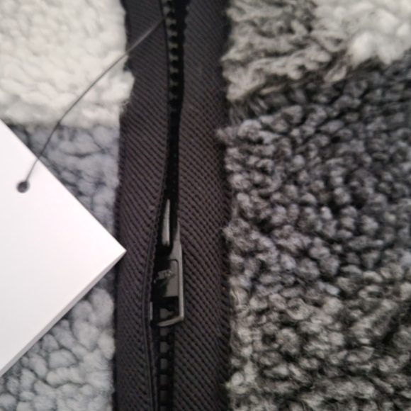 Nike Sherpa 1/4 zip pullover NWT - Picture 6 of 7